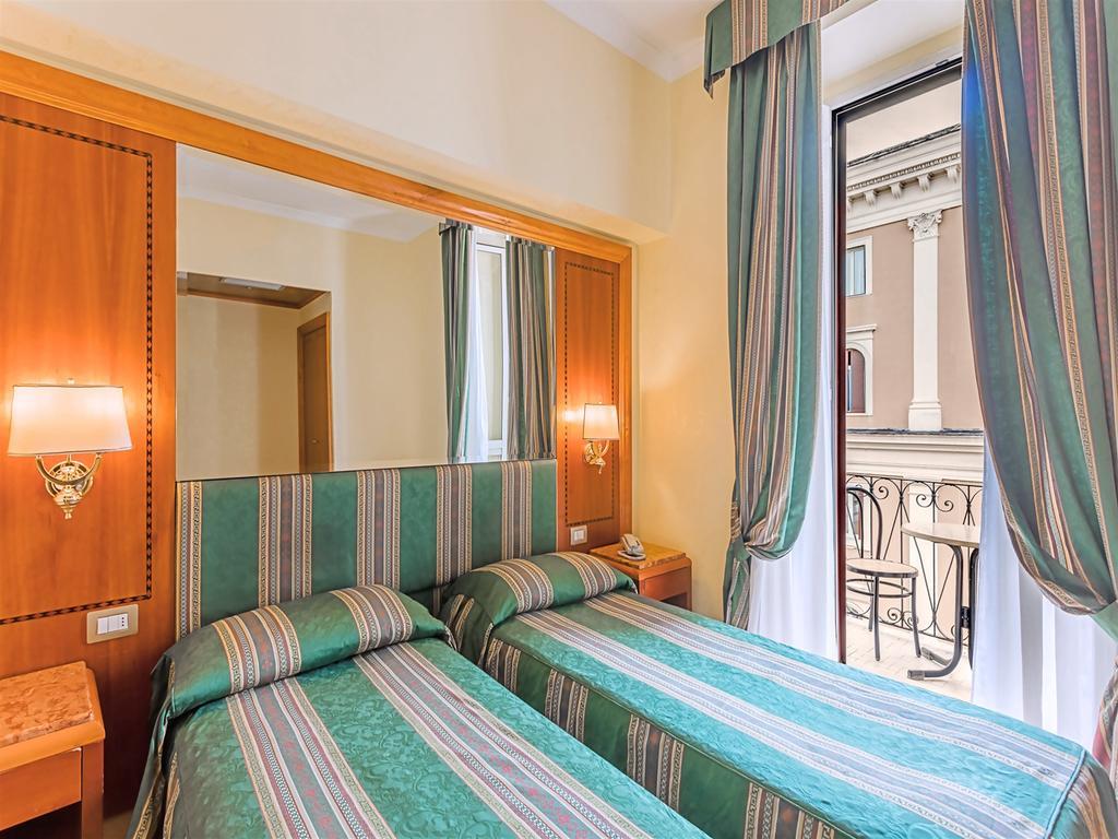 Raeli Hotel Lux Rom Exterior foto