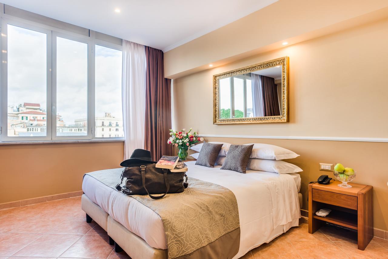 Raeli Hotel Lux Rom Exterior foto
