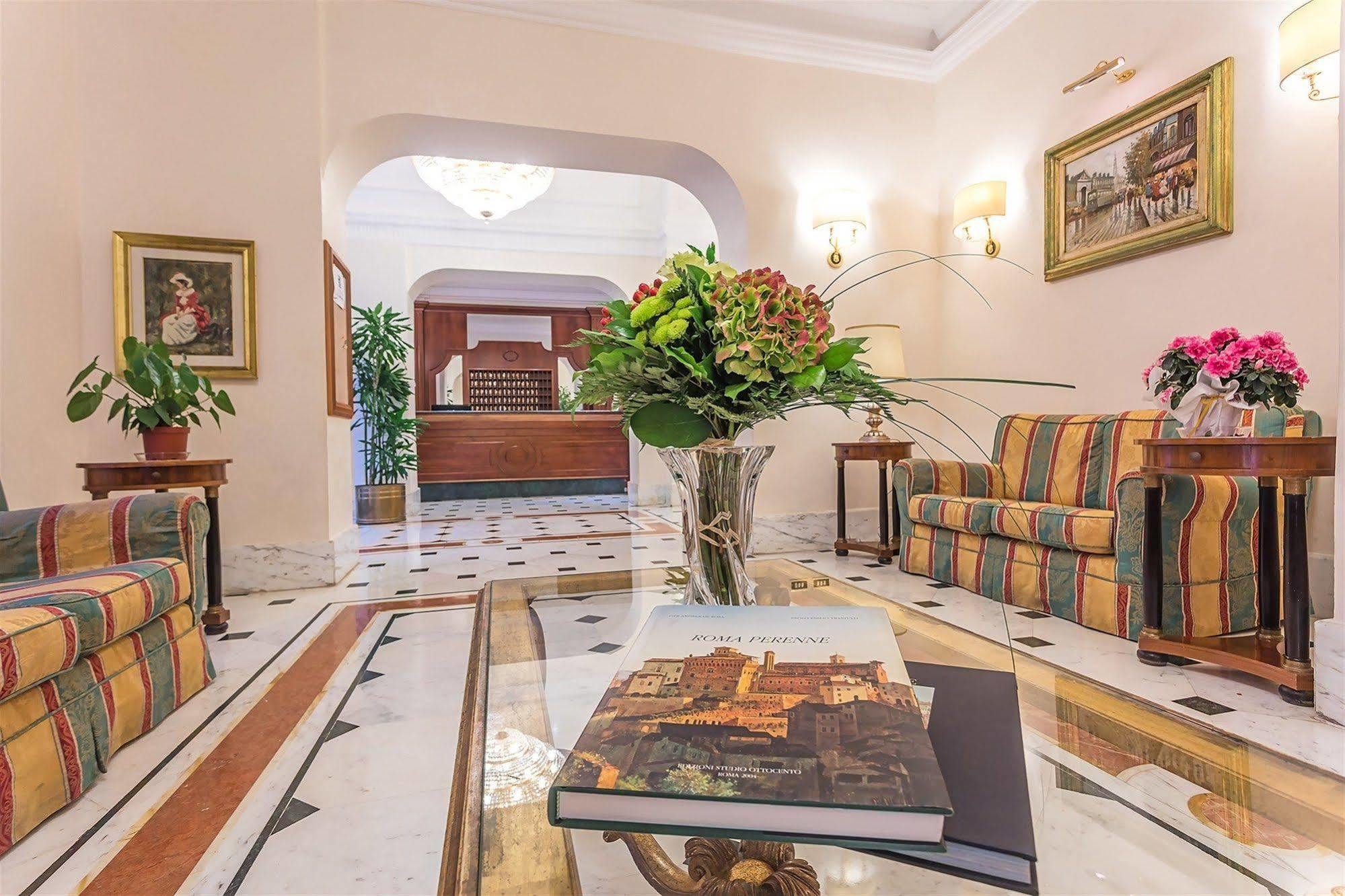 Raeli Hotel Lux Rom Exterior foto