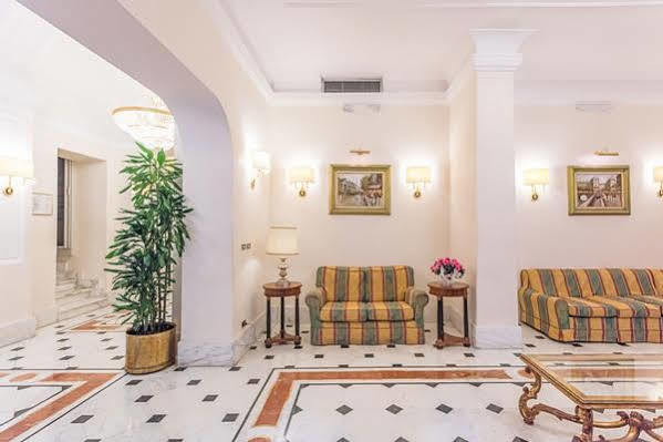 Raeli Hotel Lux Rom Exterior foto